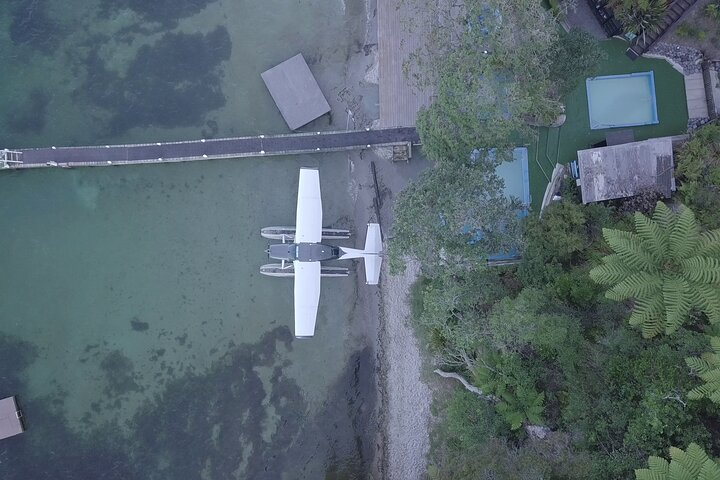 Experience the stunning sights of Rotorua’s landscape and unwind in serene hot pools perfectly nestled by Lake Rotoiti offering a perfect retreat from everyday life.